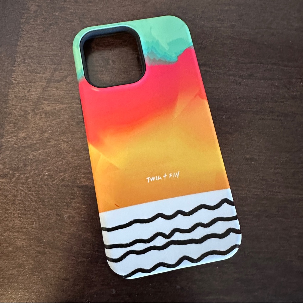 Twig & Fin iPhone 14 Pro Max colorful MagSafe phone case